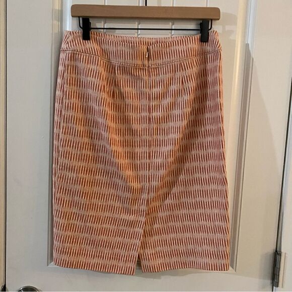 LOFT coral textured Pencil Skirt - Picture 9 of 12